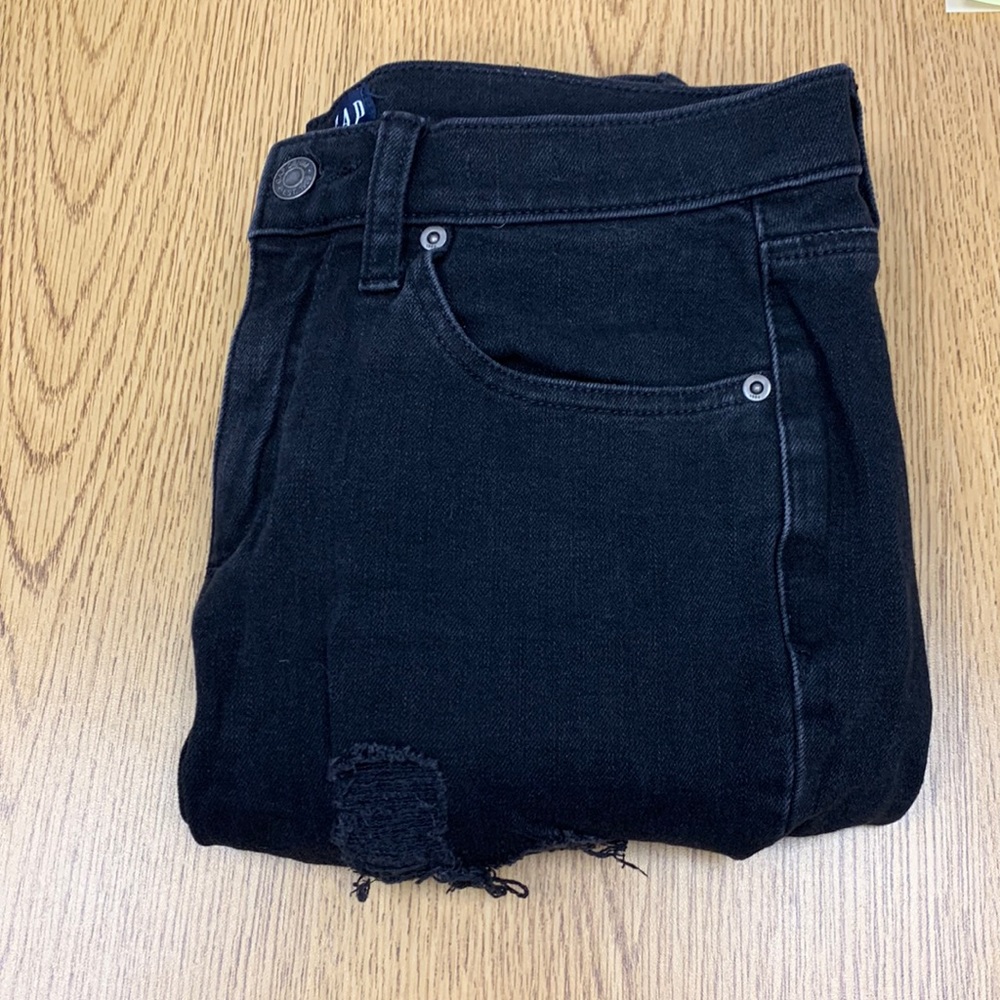 GAP True Skinny jeans.